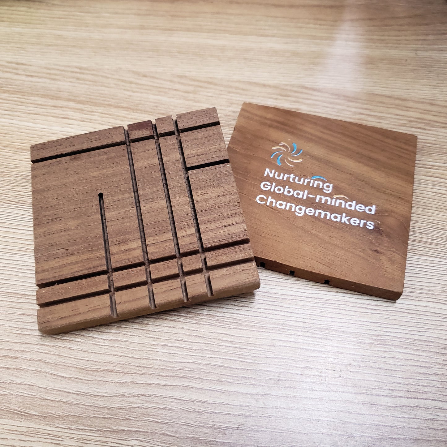 (Make-To-Order) rwb330 - customized positive HK wooden coaster